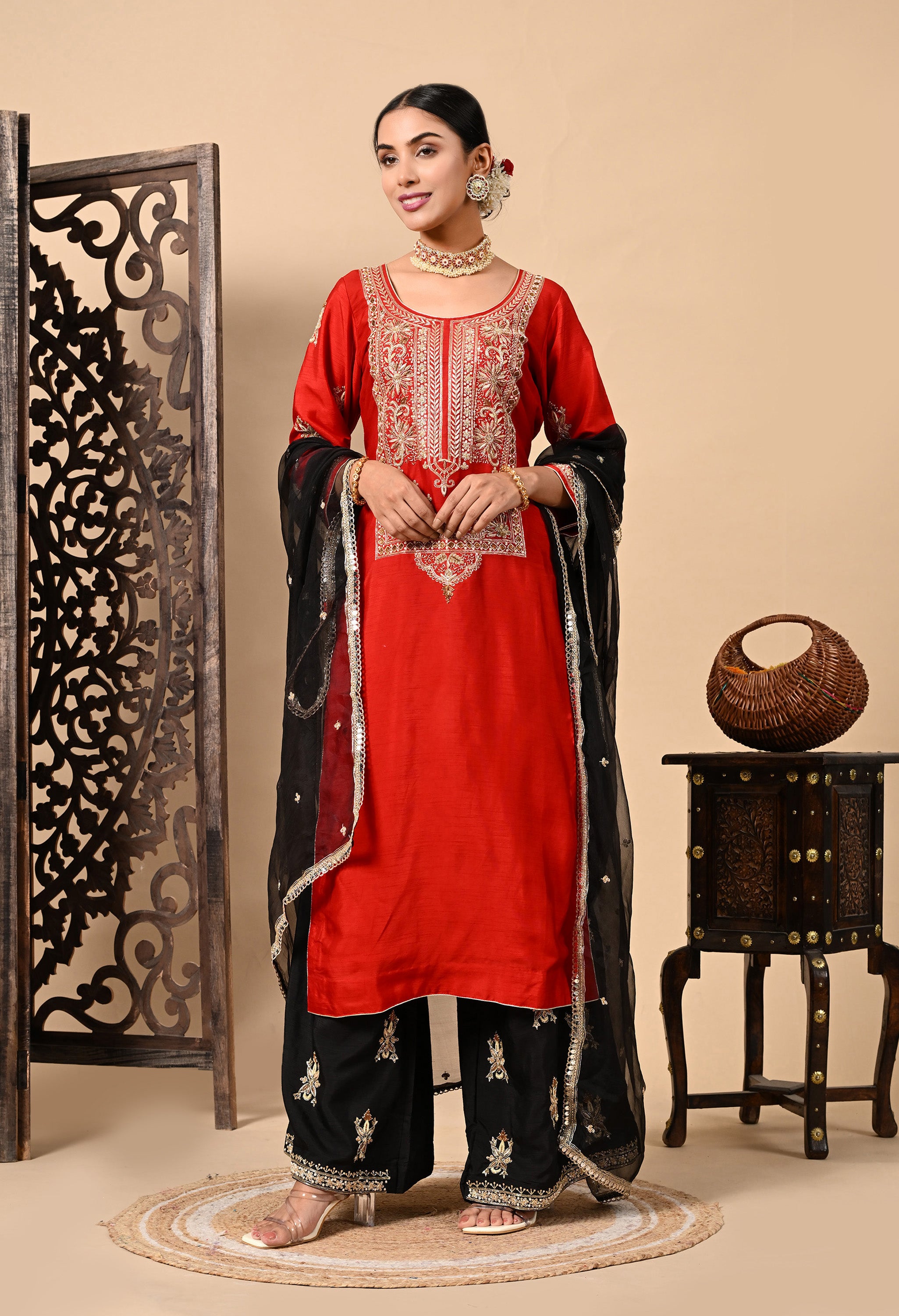 Kurta Set With Exceptional Zardozi, Dabka, And Sequence Work