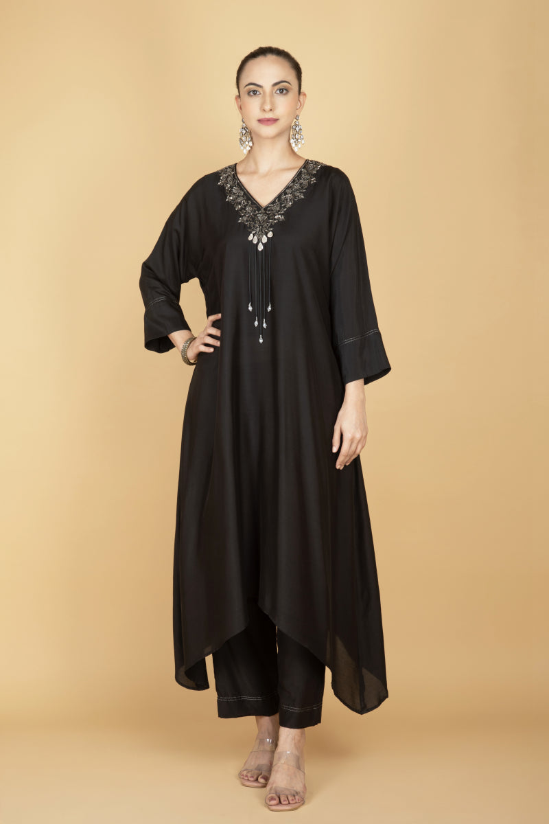 lack Hand Embroidered Kaftaan Kurta W/Pants