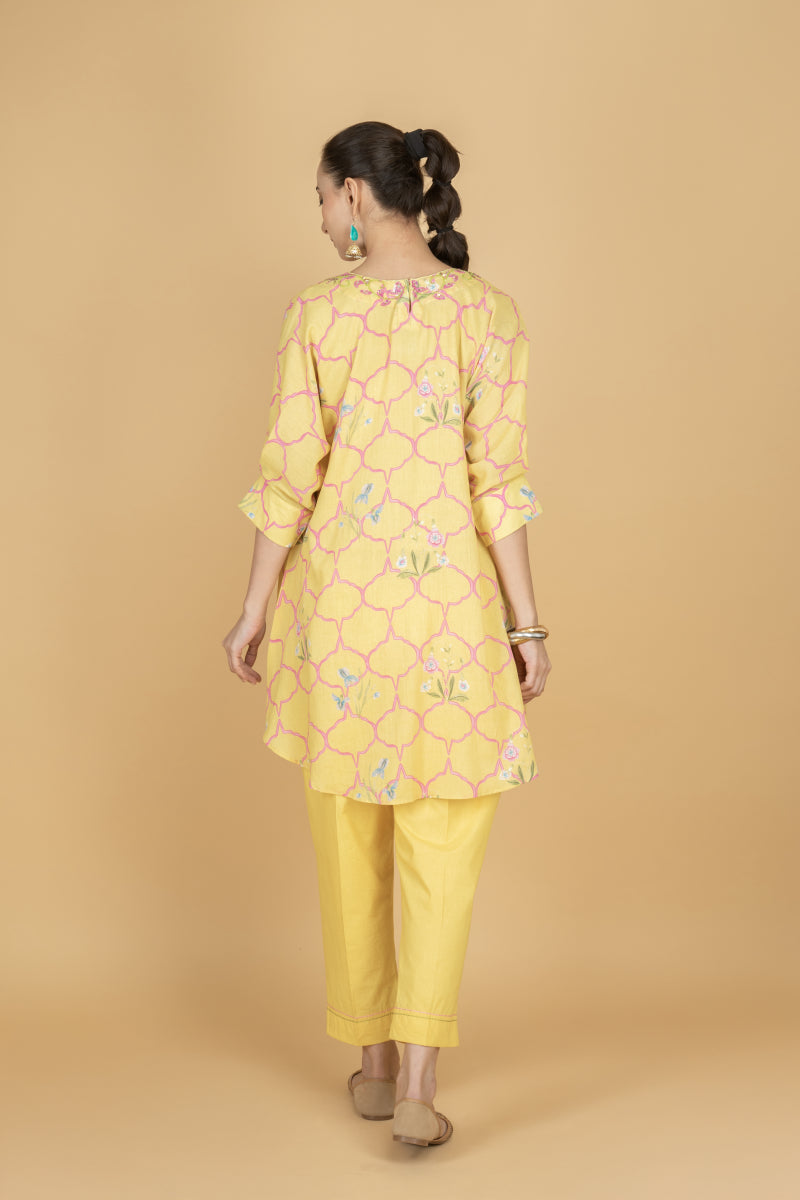Lemon Yellow Embroidered Floral Print Short Kurta with Solid Pants
