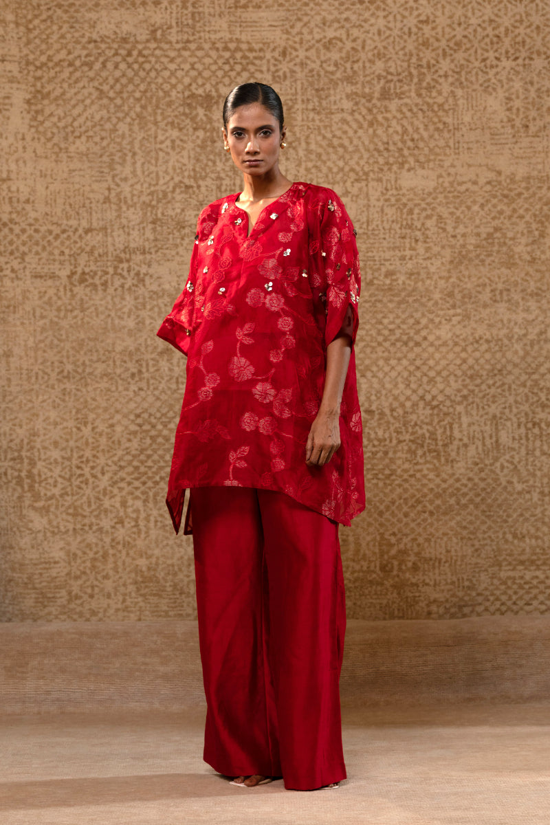 Taral Applique Kurta Set - Red