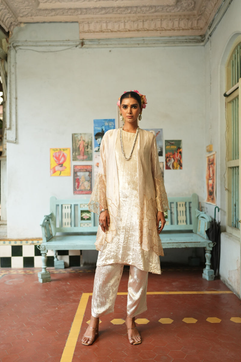 Tarika - Top & pants set