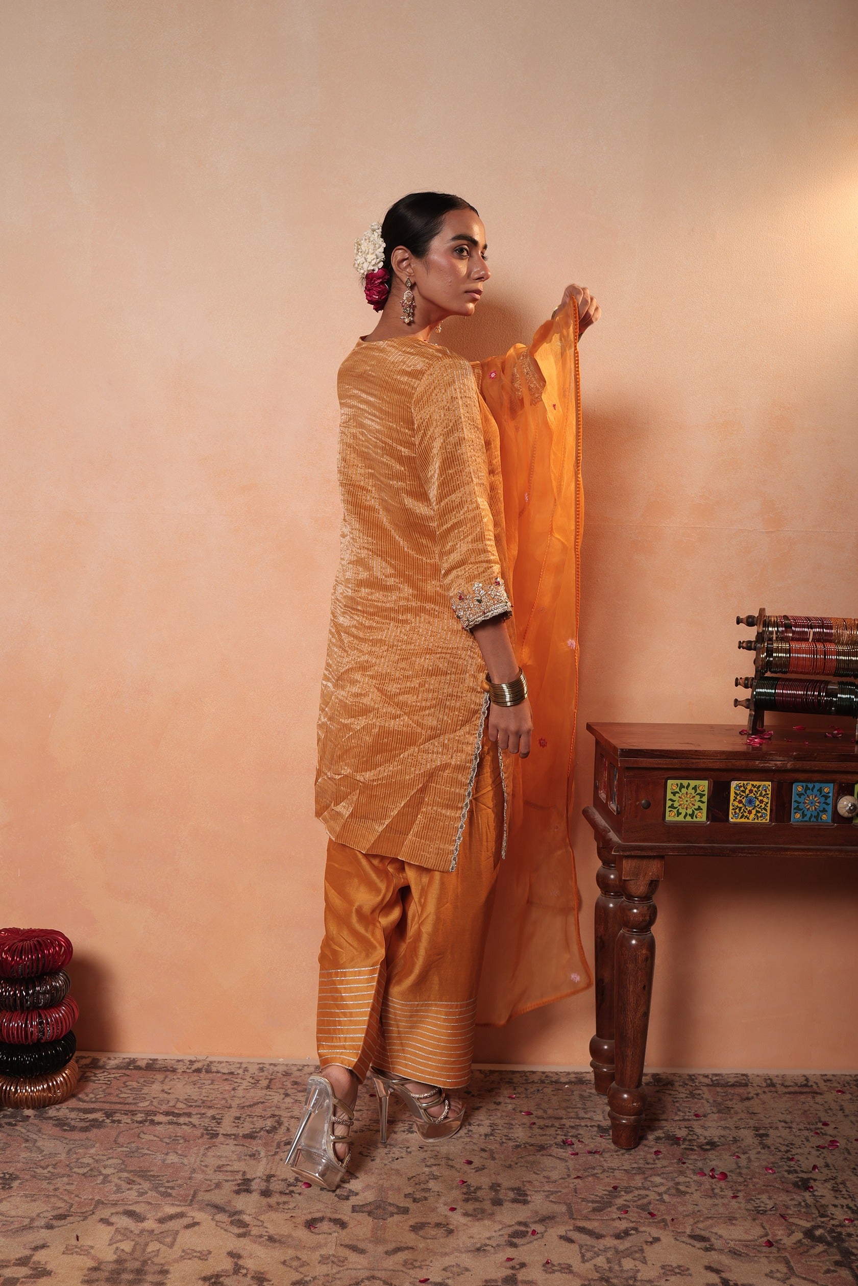 Tisya Suit Set