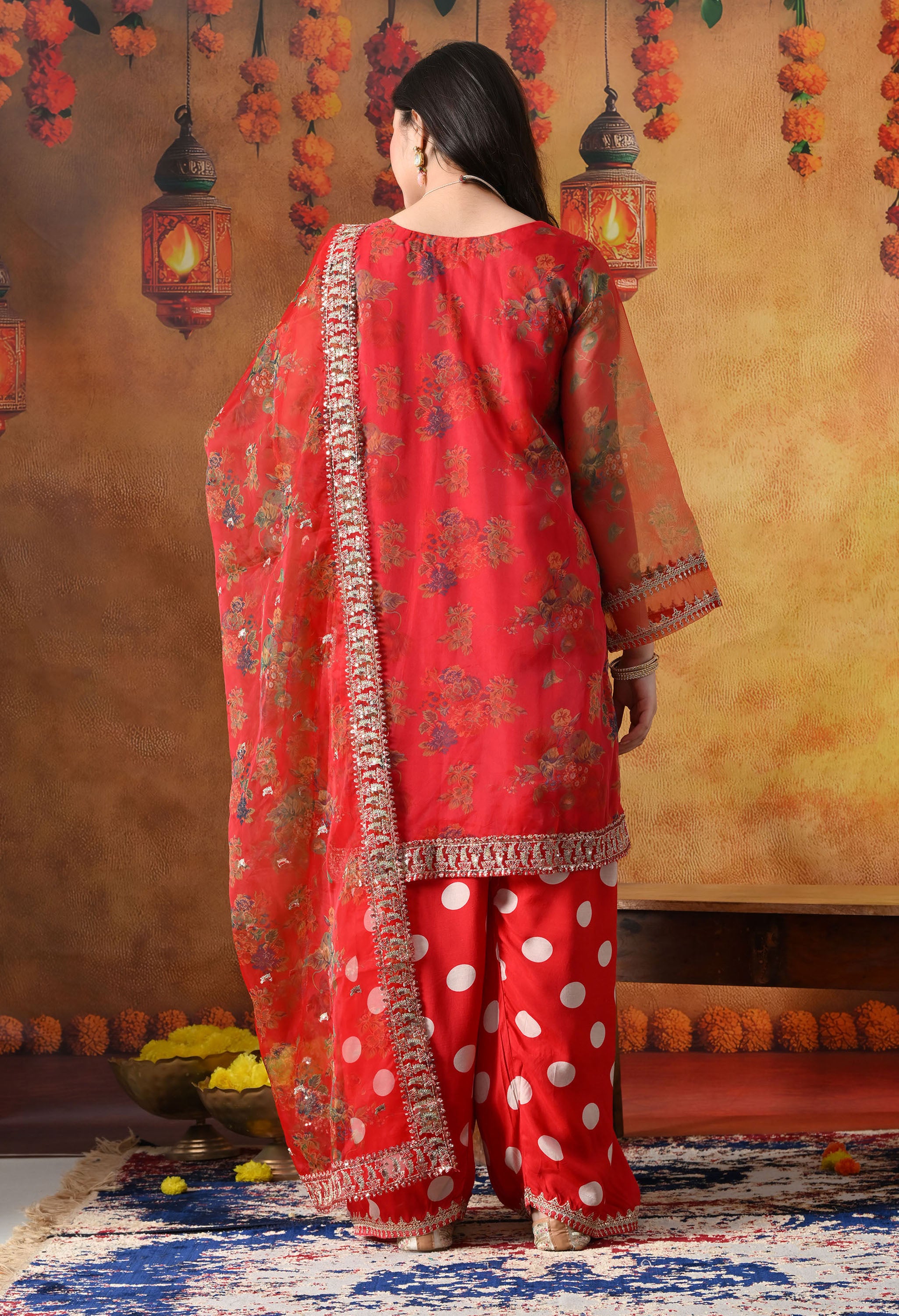 Elegant Red Kurta Set In Organza