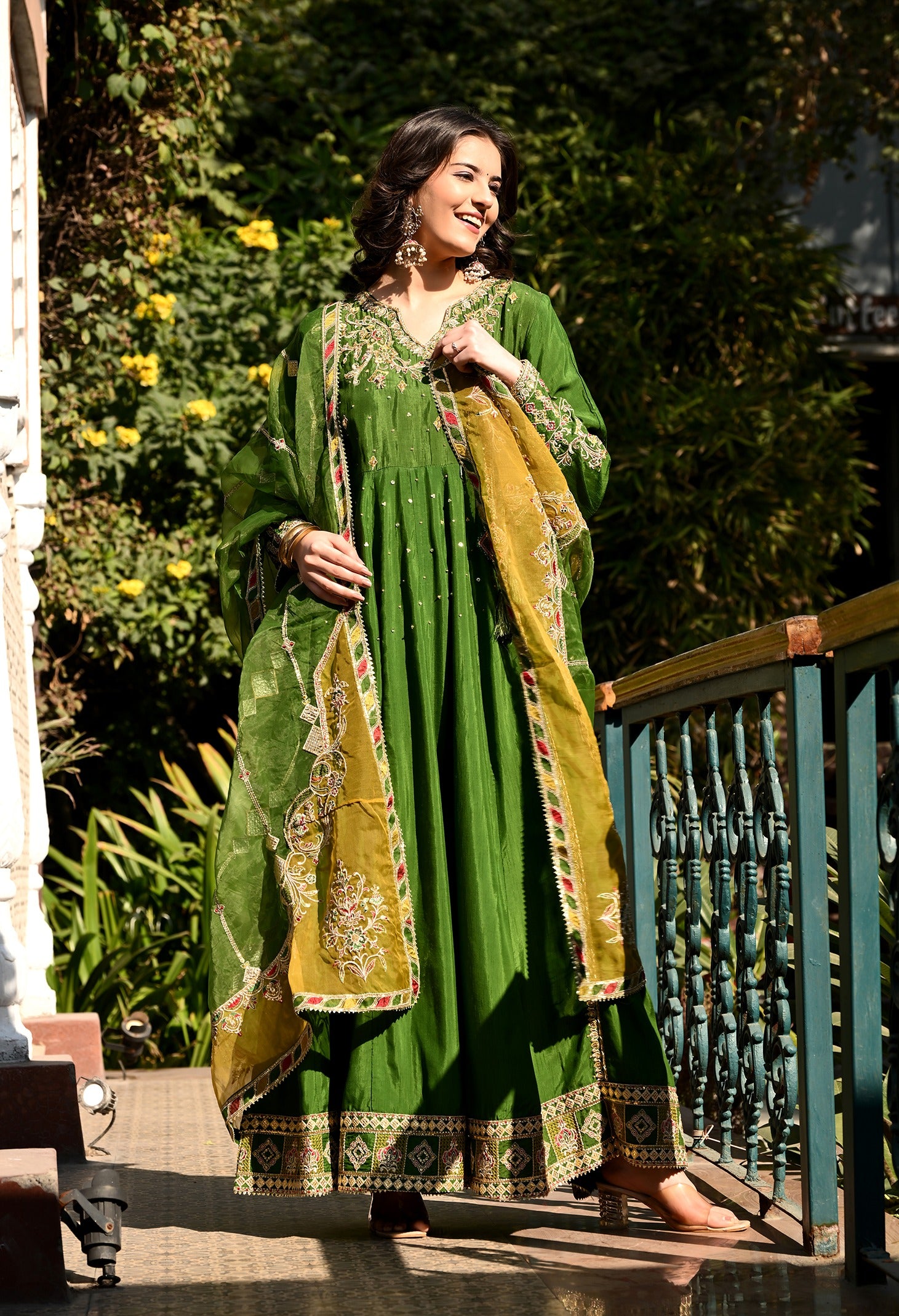 Anarkali Set With Zardozi & Applique Embroidery