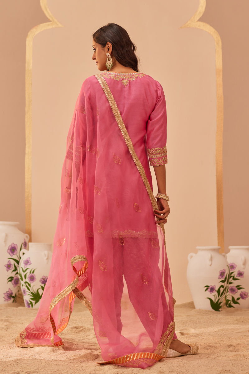 Nafisah- Short Kurta With Salwar And Dupatta