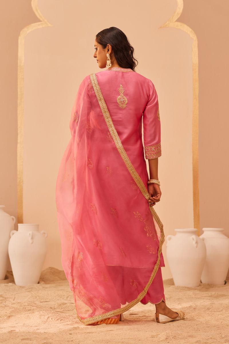 Zaniab- Long Straight Kurta With Palazzo And Dupatta