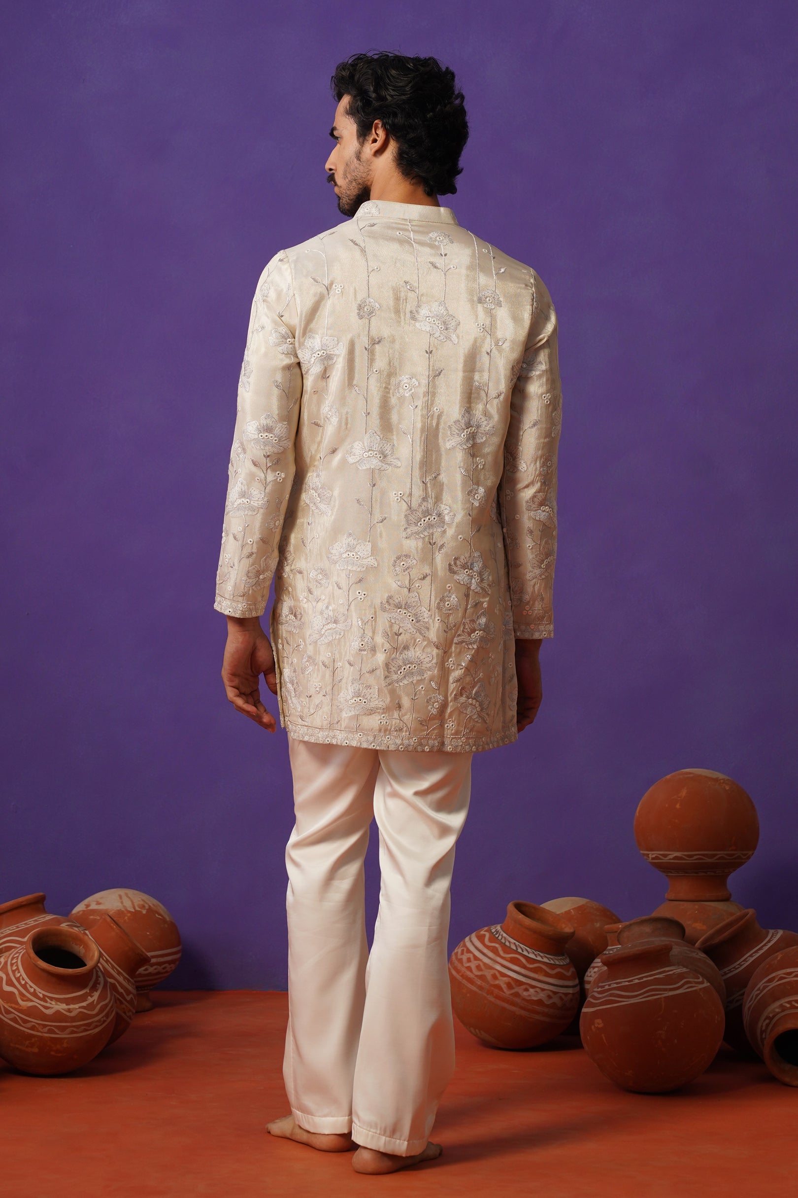 VAYUN CREAM SHORT KURTA SET