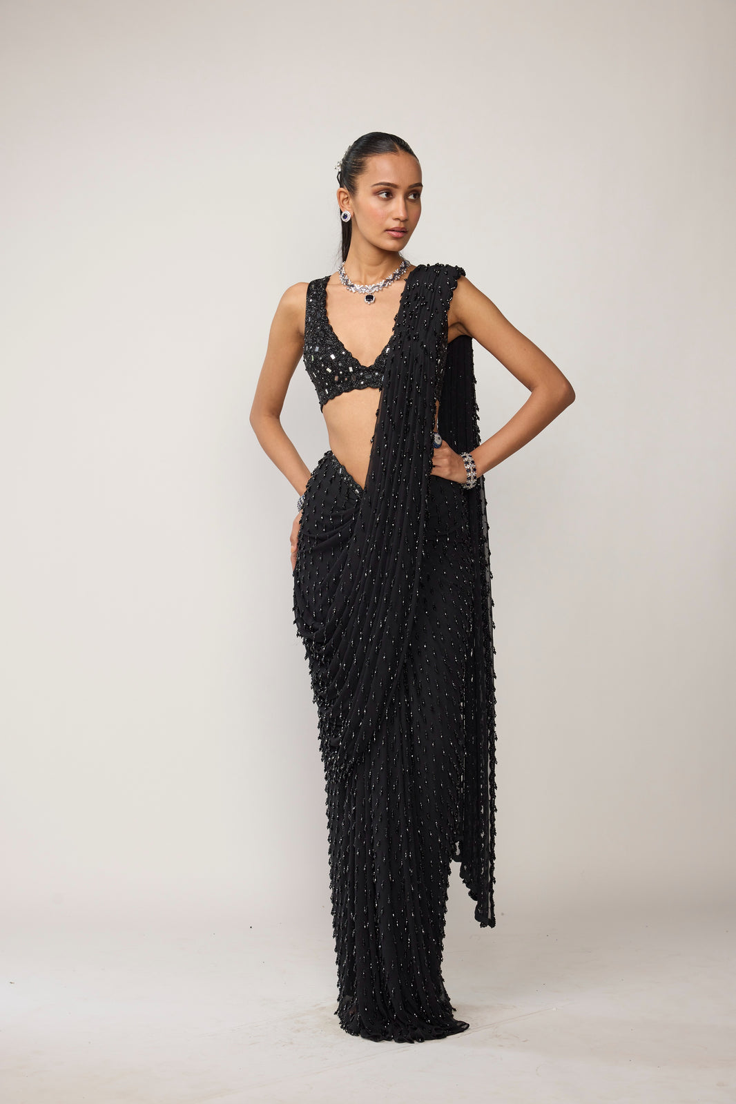 Vani Vats - Buy Kurta Sets, Sarees, Lehengas Online – AGASHE