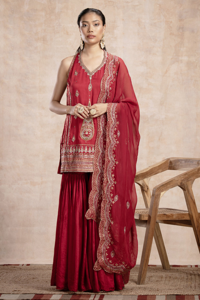 Zeba Halter Kurta Set – Sindoori