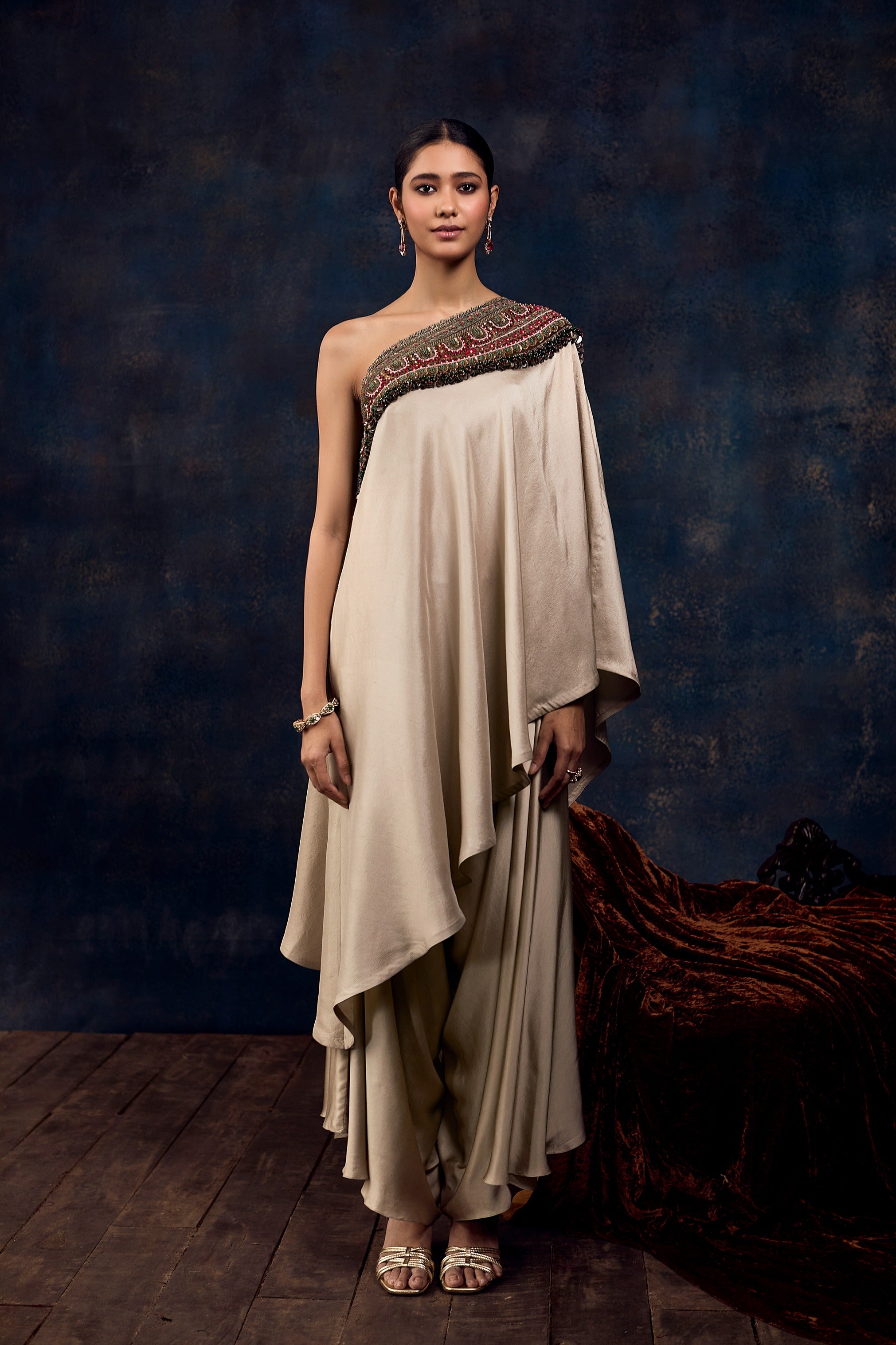 Av Dori Thread Offshoulder Dress