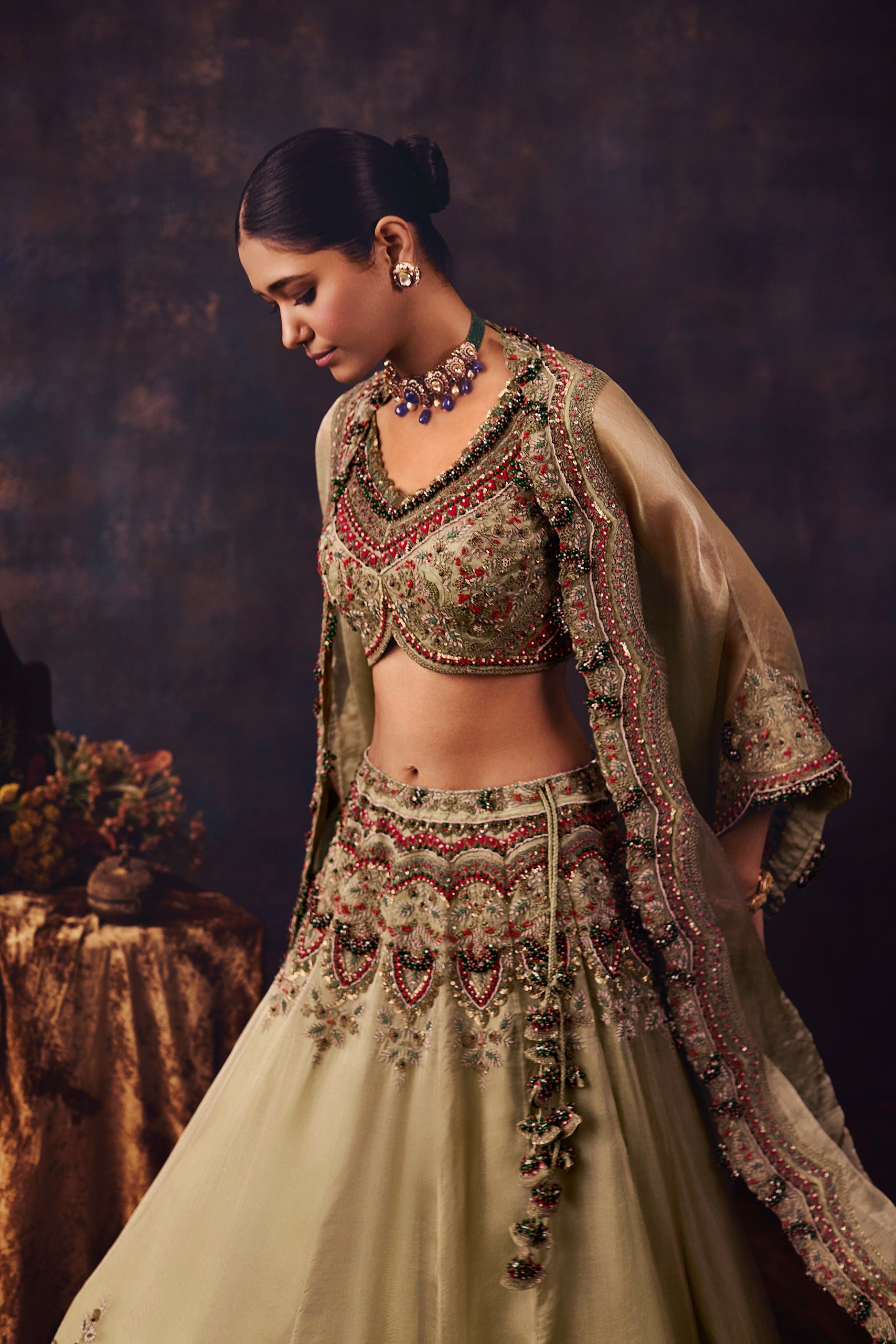 Up Dori Thread Tissue Lehenga