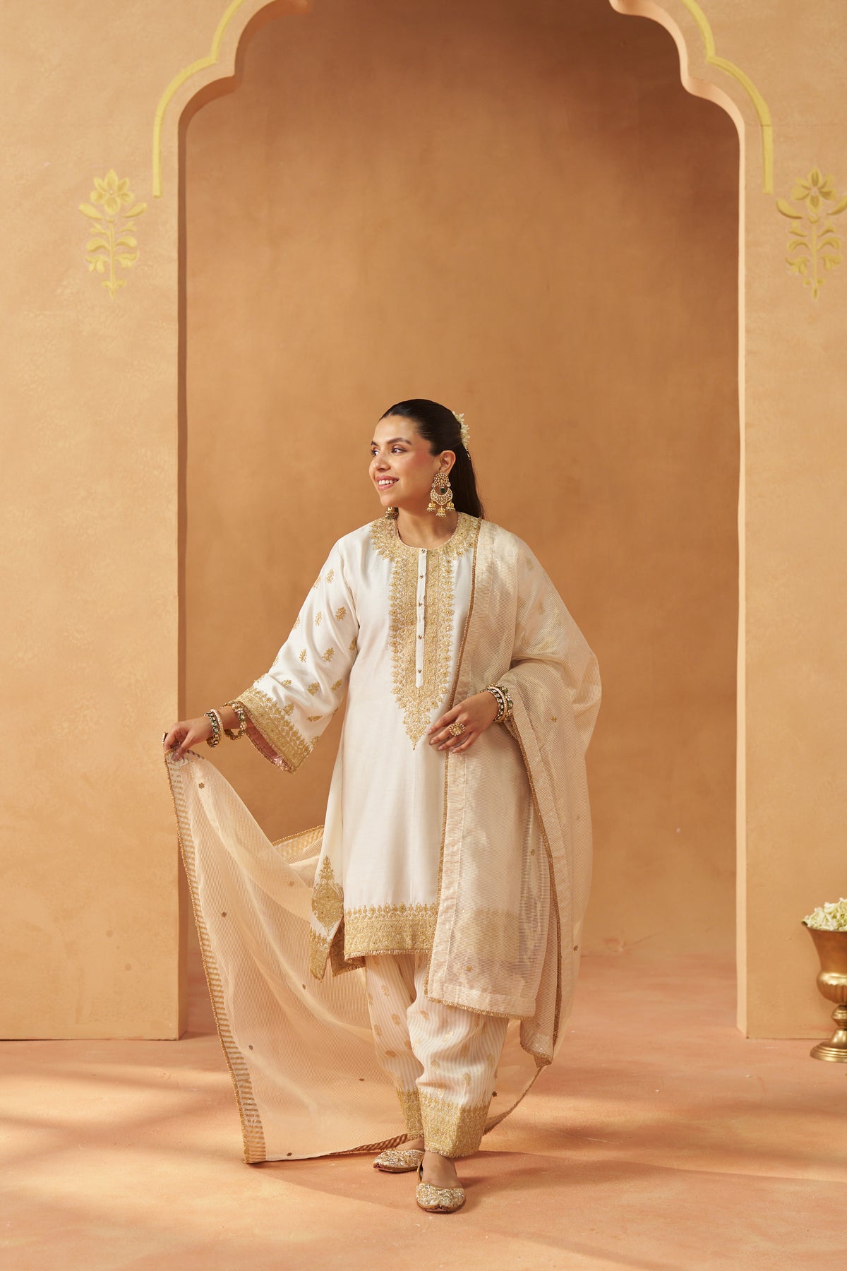 Zeenal Daisy Ivory A-Line Kaaftan with Salwar with Dupatta