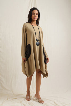 Tunic with Contrast Pockets -  Meiala