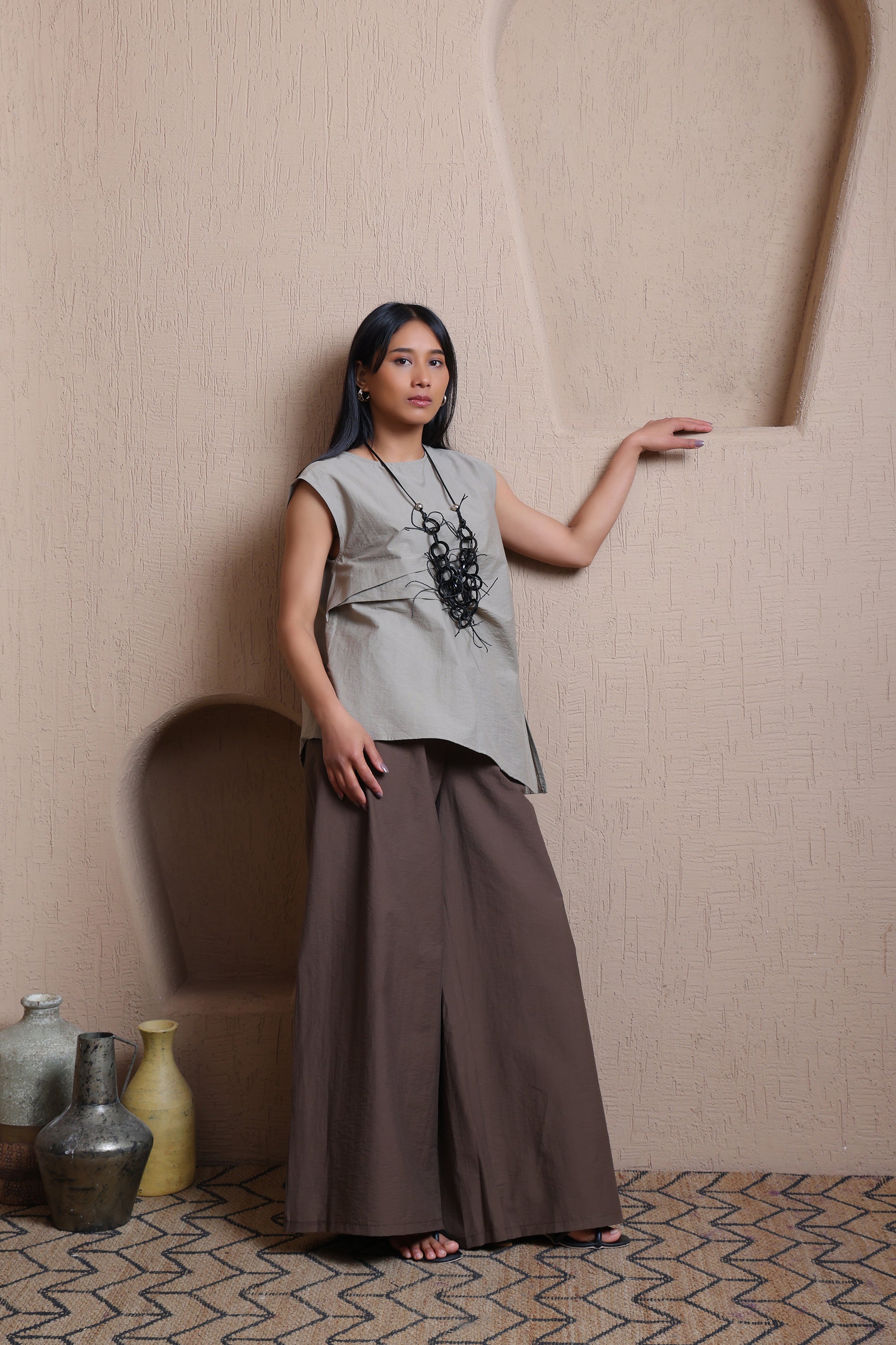 Solid Top With Statement Necklace -  Meiala