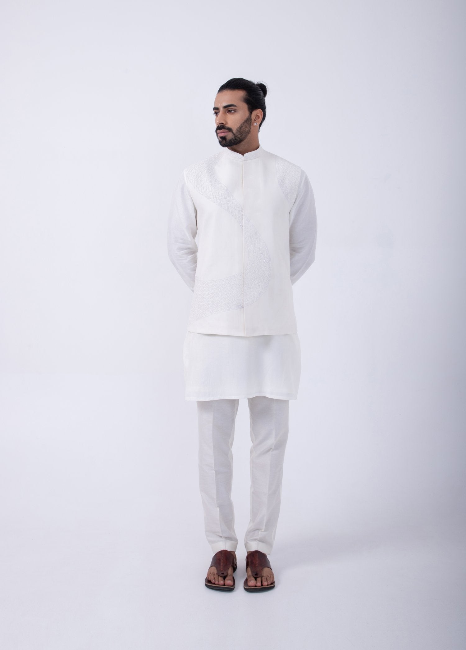 Ivory Wave Kardana Bundi