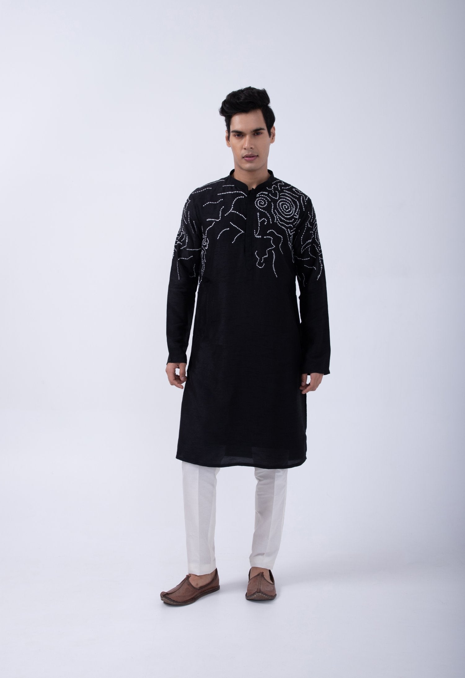 Black Abstract Embriodered Kurta Set Abstract Embriodered Bundi