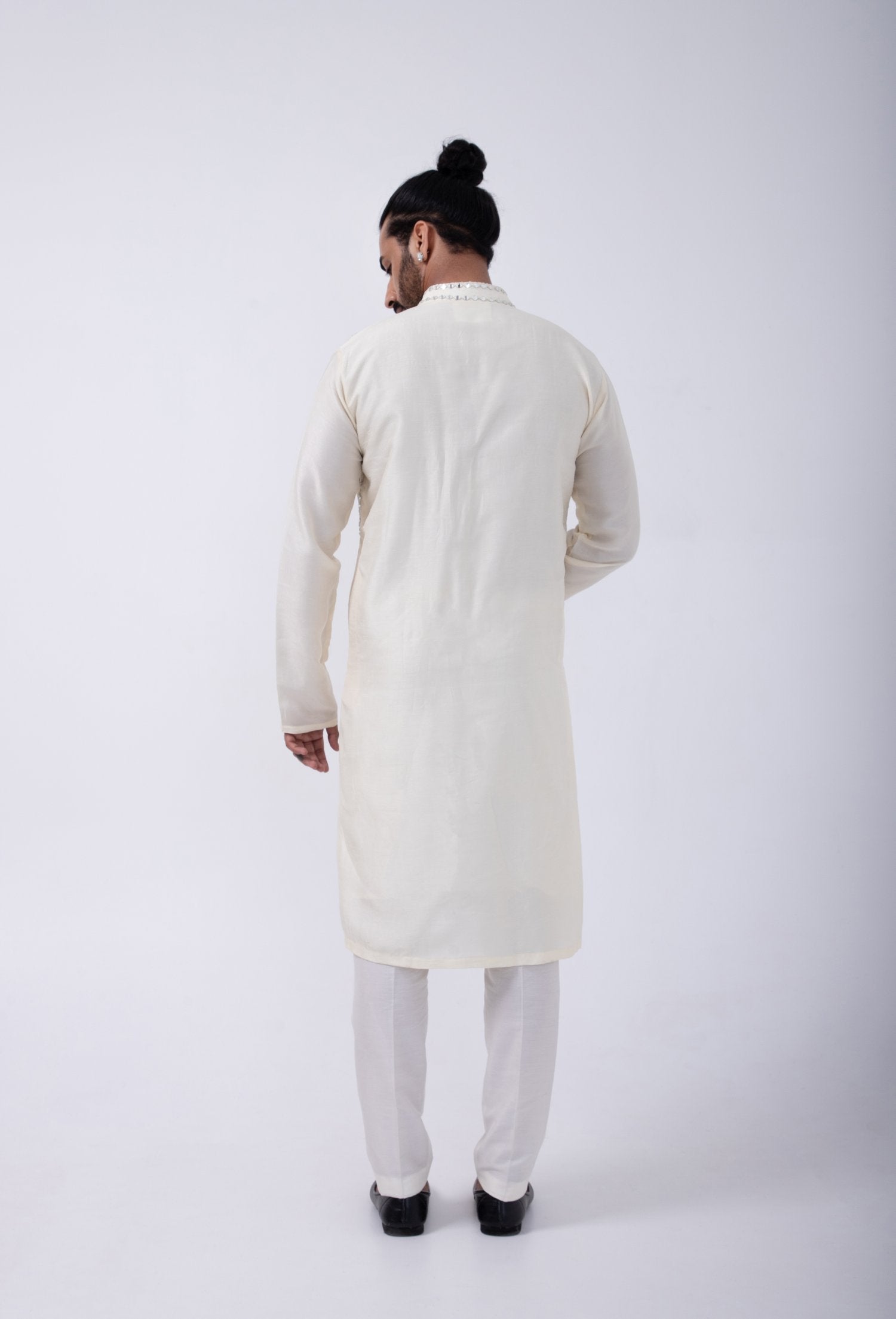 Ivory Leather Mirror Down Placment Kurta Set