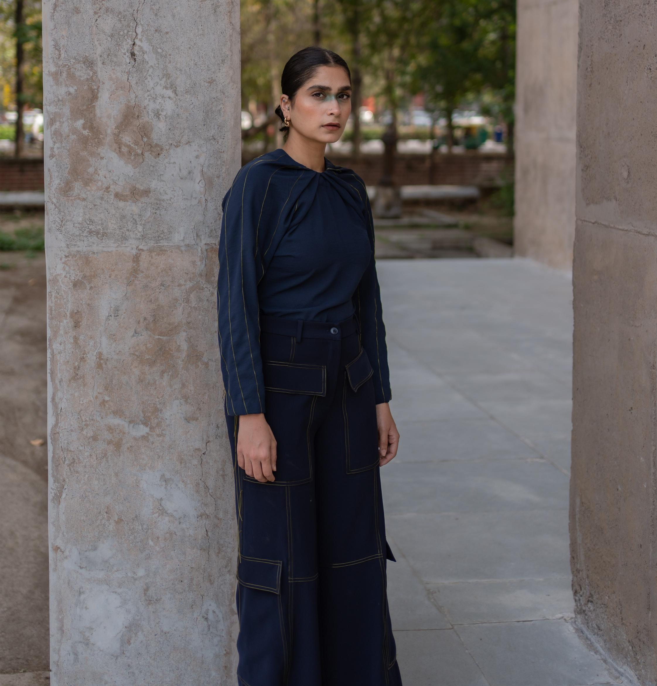 Panel line stitch top