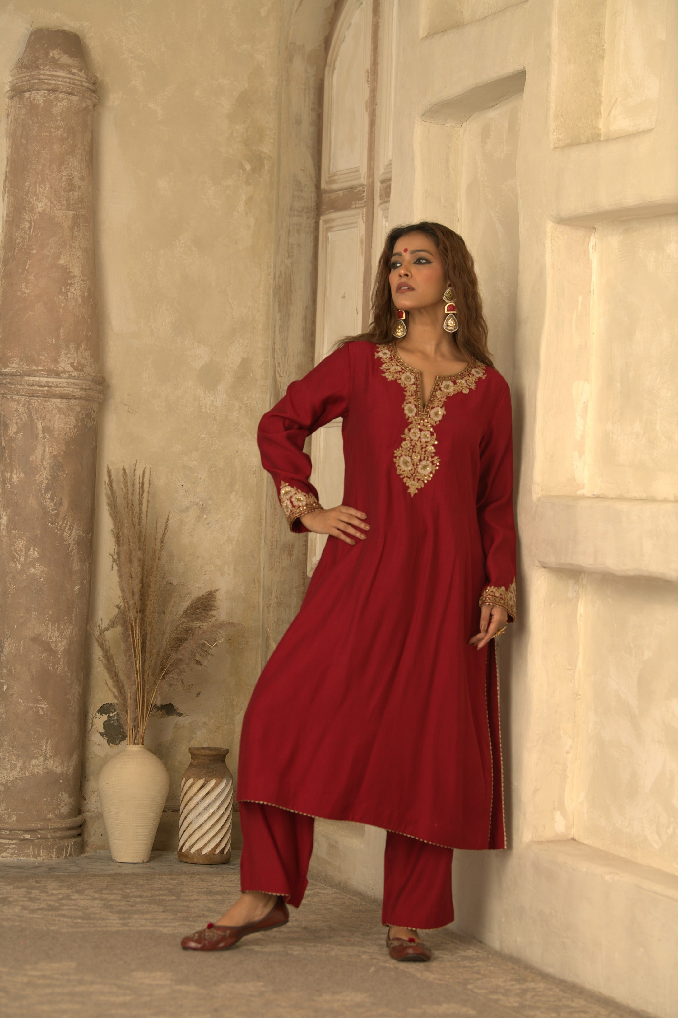 RED MUGHAL GULBANO SUIT SET