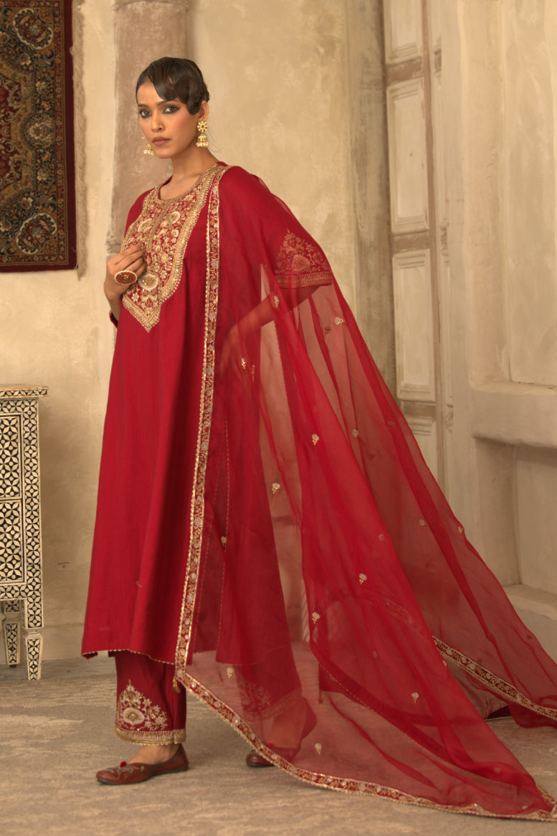 RED MUGHAL JAAL KURTA SET
