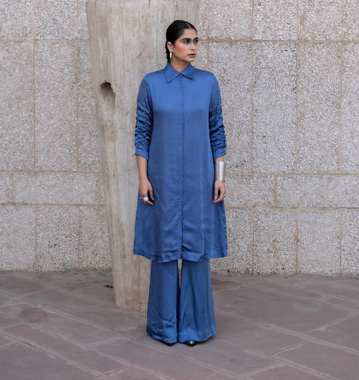 Savoury scrunched sleeve shirt dress